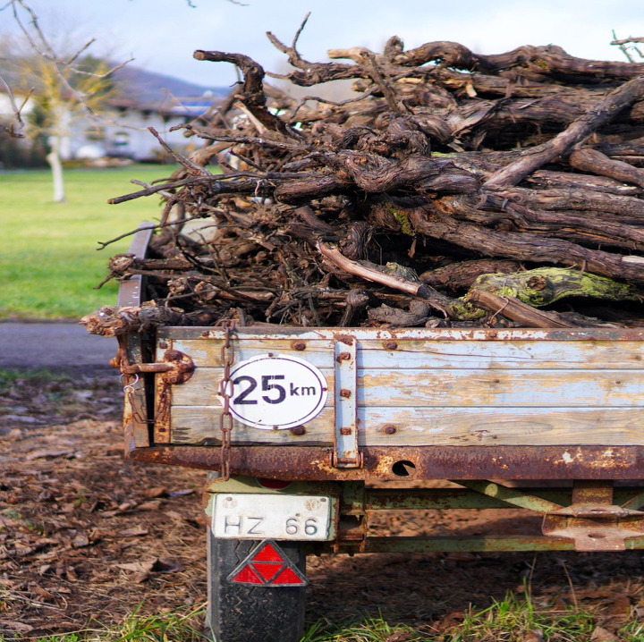 loading dock truck trailer